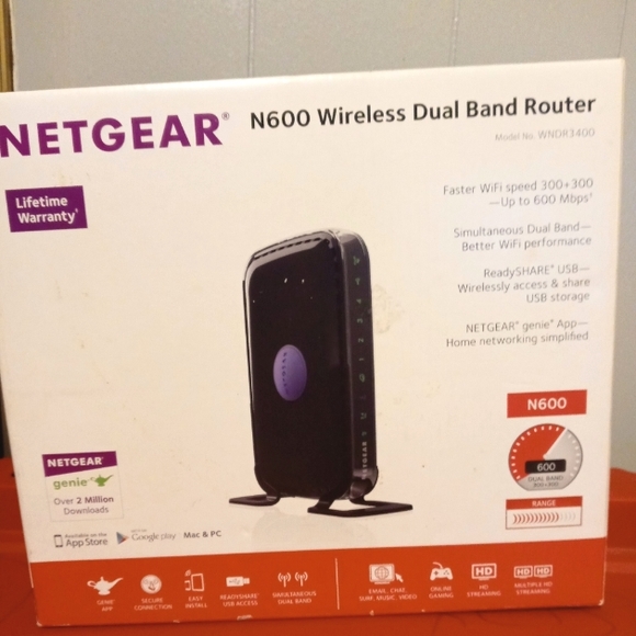 Netgear N600 Duel Band Router - Picture 1 of 6
